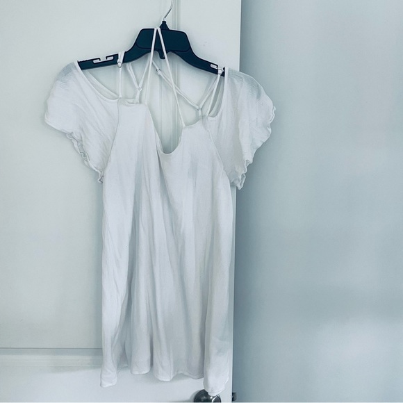 Lulus Tops - Lulus Scoop Neck Lightweight Flowy Top White Rayon Size L